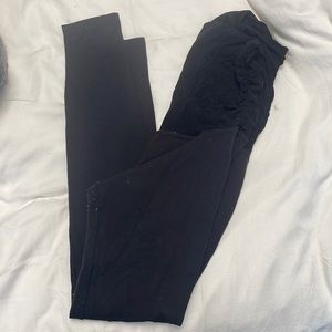 Beyond yoga maternity legging